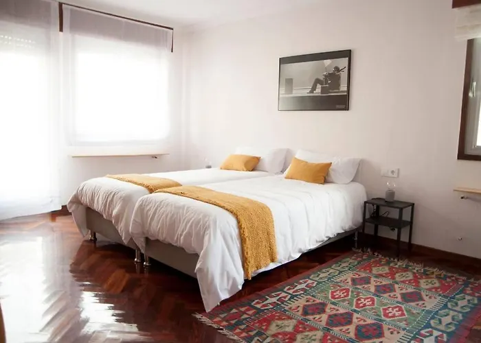 Casa Amplia, Confortable, Centrica By Prishomes Tatil Evi *